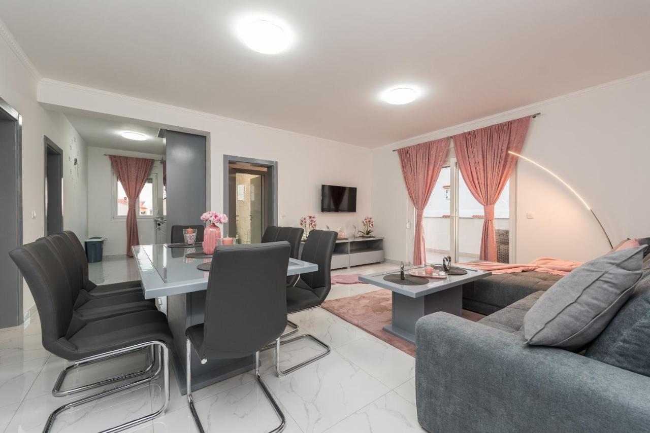 Villa Jana Luxury Apartments Novalja Exterior foto
